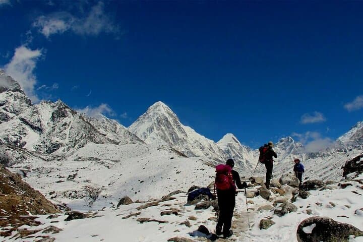 11-Day Everest Base Camp Trek from Lukla — Practical Guide to the Khumbu Journey photo 3