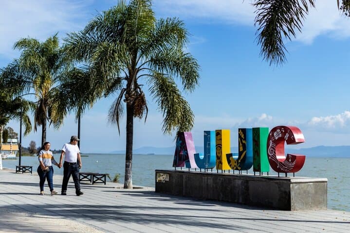 Chapala Lake & Ajijic Day Tour: Lakefront Walks, Ranch Views & Local Flavors photo 6