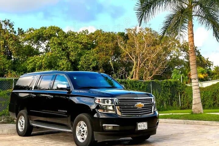 Nassau Private Transfer: Airport, Hotel & Port Pickup photo 4