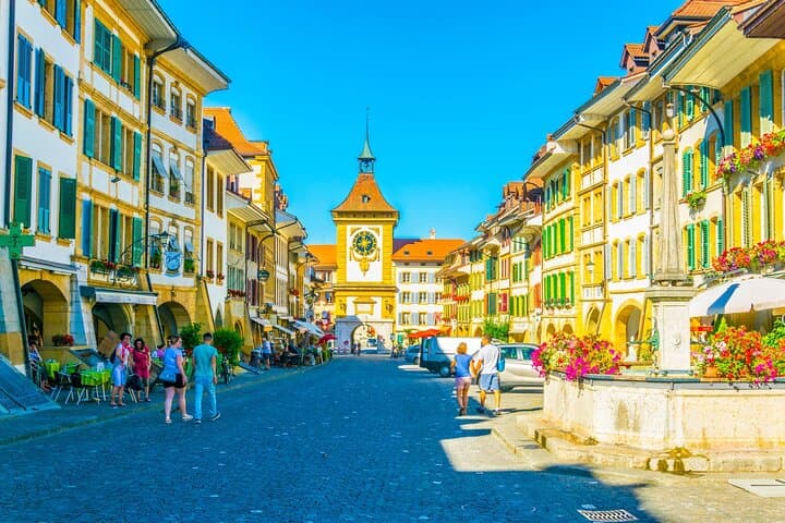 Scenic Switzerland: 6-Day Guided Alps Tour from Zurich photo 3