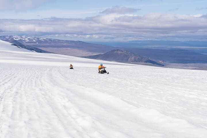 Into the Glacier Combo — Snowmobiling and Langjökull Ice Tunnel Experience photo 4