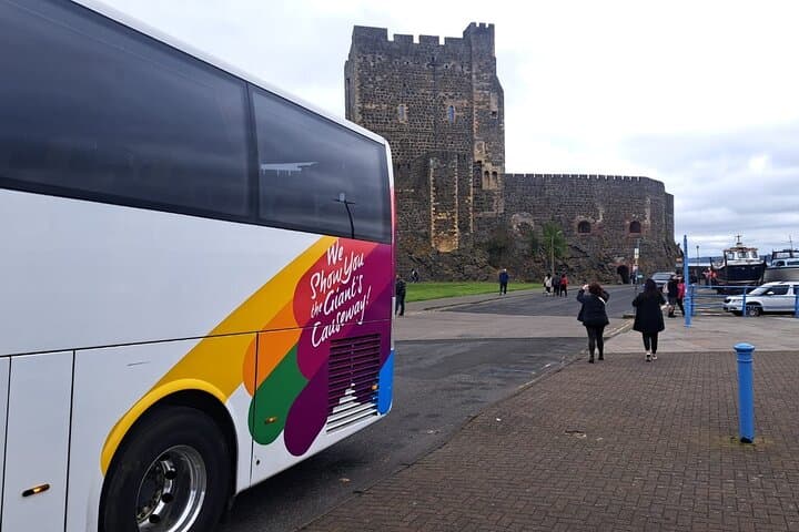Giant's Causeway Day Trip with Belfast Hop-On Hop-Off Pass photo 2