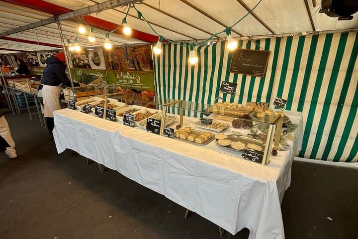 sunday-morning-eiffel-tower-food-market-tour photo 5