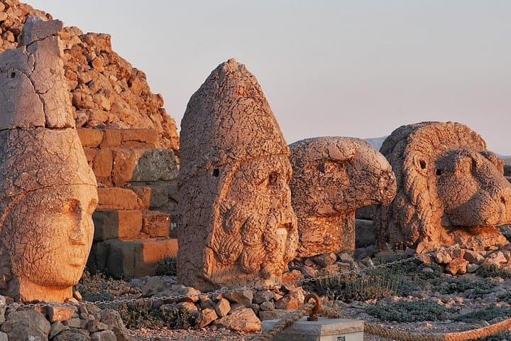Mount Nemrut Tour from Istanbul — 2-Day Sunrise & Sunset at the Giant Statues photo 2