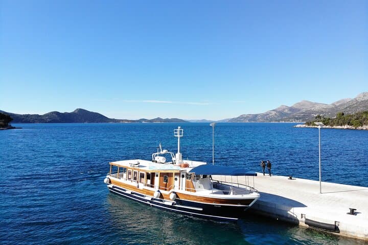 Hop-on-Hop-off Elaphiti Islands Boat Tour from Dubrovnik photo 2