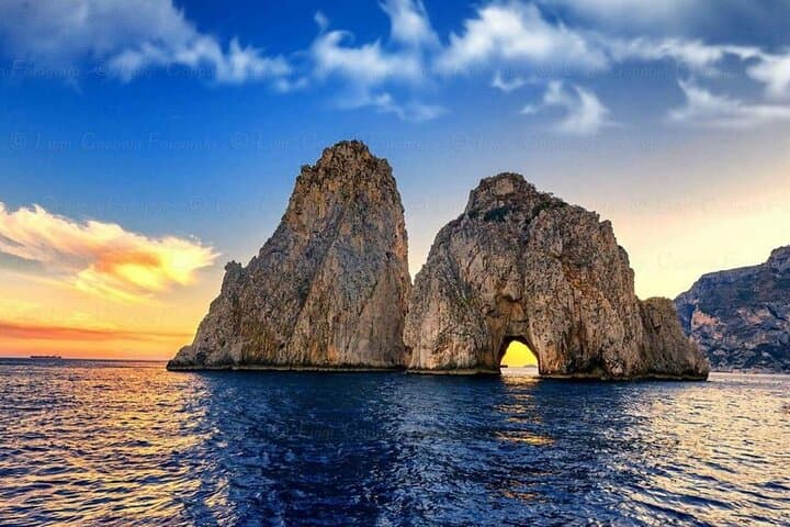 Capri Pass: Sorrento Boat Tour to Capri, Blue Grotto & Faraglioni photo 3