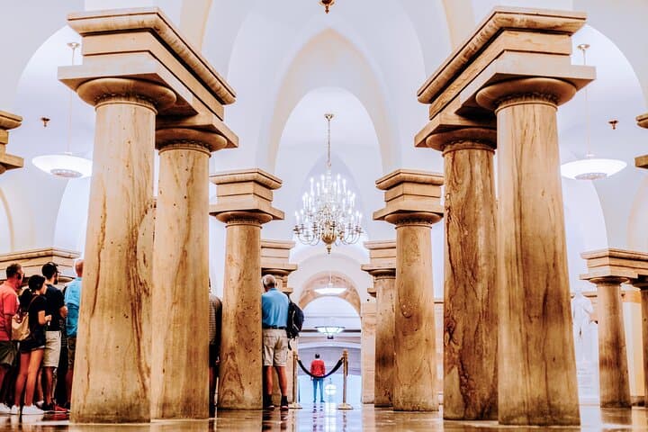 Washington DC Morning Monuments Bus Tour — White House, Lincoln Memorial & Optional U.S. Capitol Entry photo 2