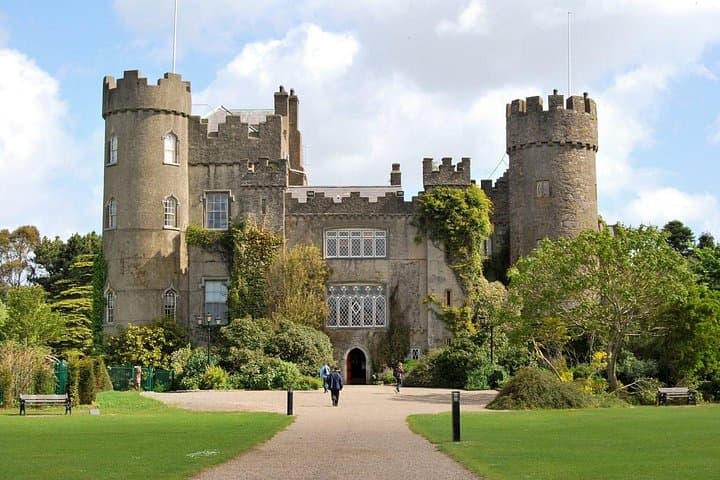 Gems of Dublin: Private 2‑Hour Walking Tour of Dublin’s Historic Heart photo 3