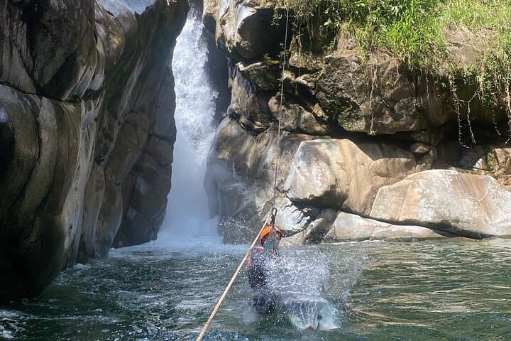 Paragliding Over Guacaica Canyon and Canyoning in Guatape photo 3