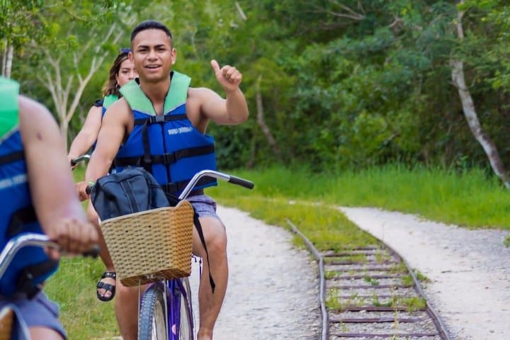 Cenotes of Santa Bárbara and Acanceh: Day Tour from Mérida photo 2