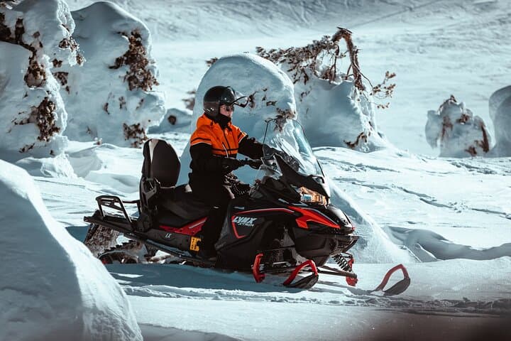 Levi Snowmobile Safari — 2-Hour Guided Snowmobile Ride through Lapland’s Winter Wilds photo 6