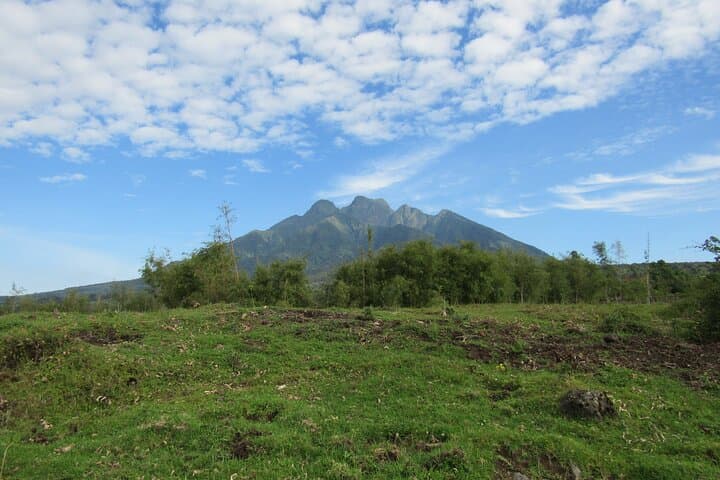 Mount Bisoke Day Hike — Volcanoes National Park Trek from Kigali photo 6