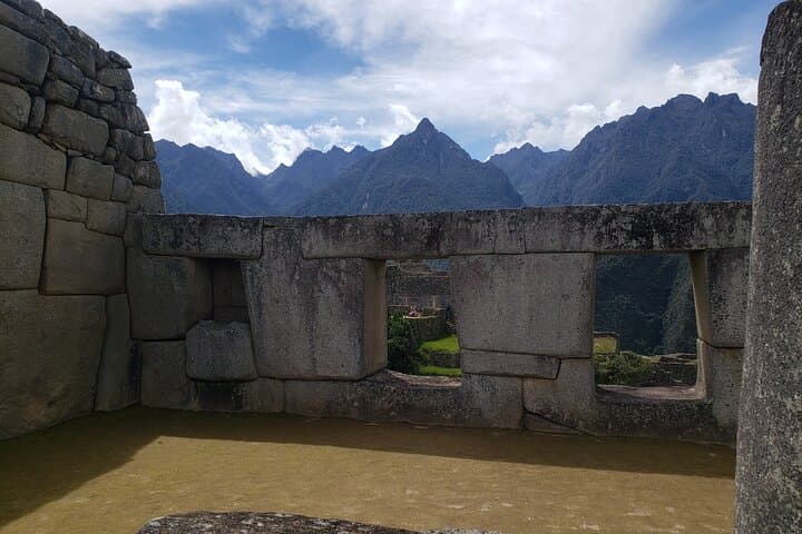 Luxury Vistadome Train to Machu Picchu: One-Day Private Tour from Cusco photo 4