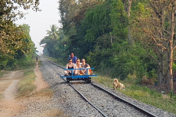 Siem Reap to Battambang: Bamboo Train, Killing Caves & Sunset Day Trip photo 5