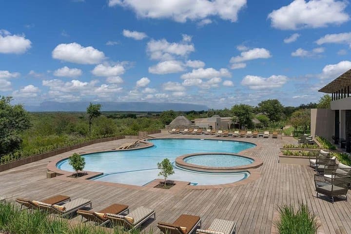 4-Day Luxury Safari: Radisson Hoedspruit & Kruger National Park Adventure photo 3