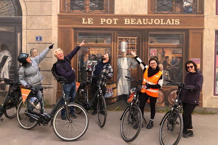 Lyon Highlights Bike Tour: 2.5-Hour Guided Ride Along the Rhône & Saône photo 2