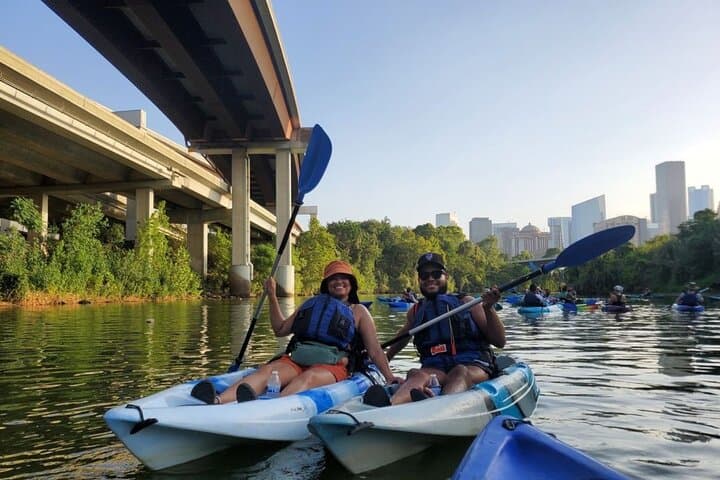 Houston Sunset Skyline Kayaking: Buffalo Bayou Golden Hour Tour photo 5