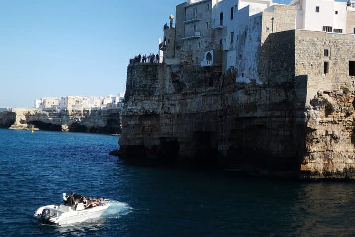 Polignano by Boat: Private Cave Cruise with Aperitif