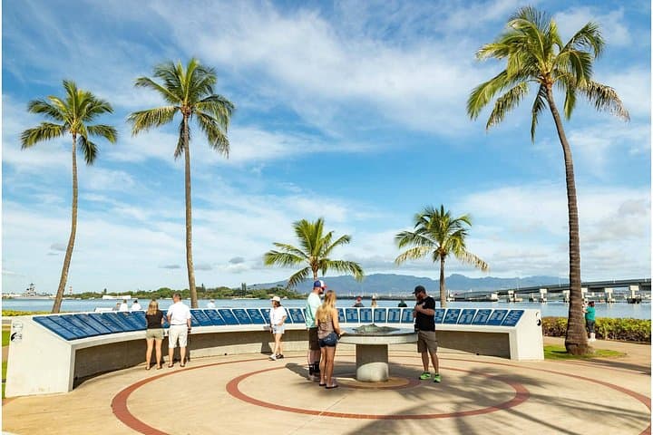 Pearl Harbor & Hawaiian Kingdom History Tour: USS Arizona, Punchbowl, and Downtown Honolulu photo 2