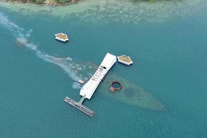 Pearl Harbor & Hawaiian Kingdom History Tour: USS Arizona, Punchbowl, and Downtown Honolulu photo 4