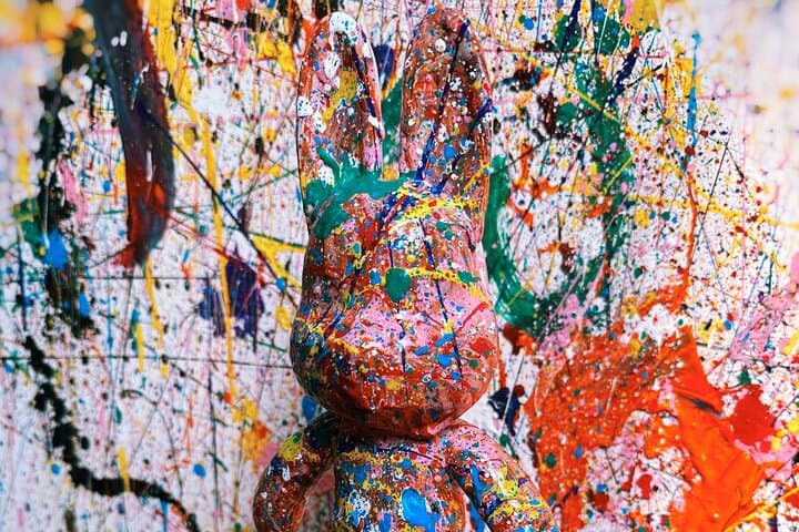 Seoul Action Painting Studio Experience: Throw, Splash and Create Like an Action Painter photo 5