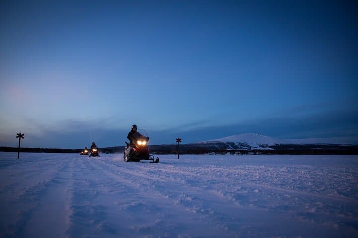 Evening Snowmobile Safari with Campfire in Saariselkä — Northern Lights Snowmobiling photo 6