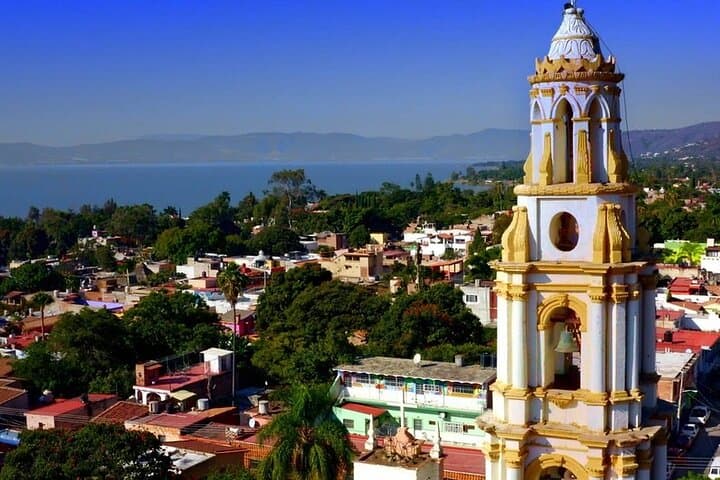Chapala Lake & Ajijic Day Tour: Lakefront Walks, Ranch Views & Local Flavors