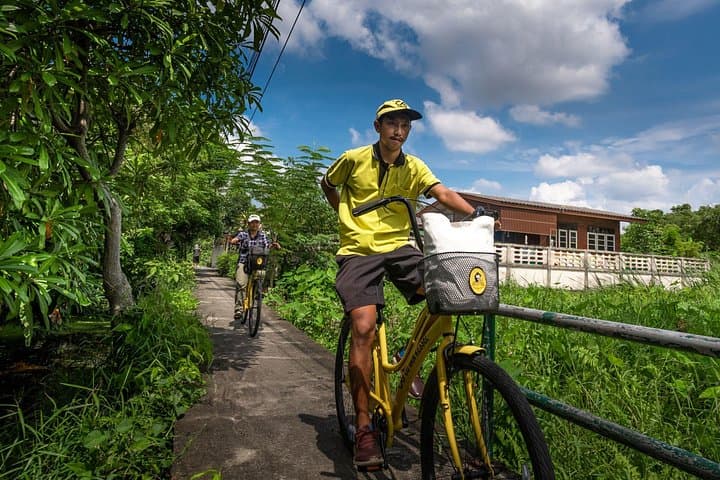 Bangkok Bike & Longtail Boat Combo: Half-Day Chinatown and Canal Tour photo 4