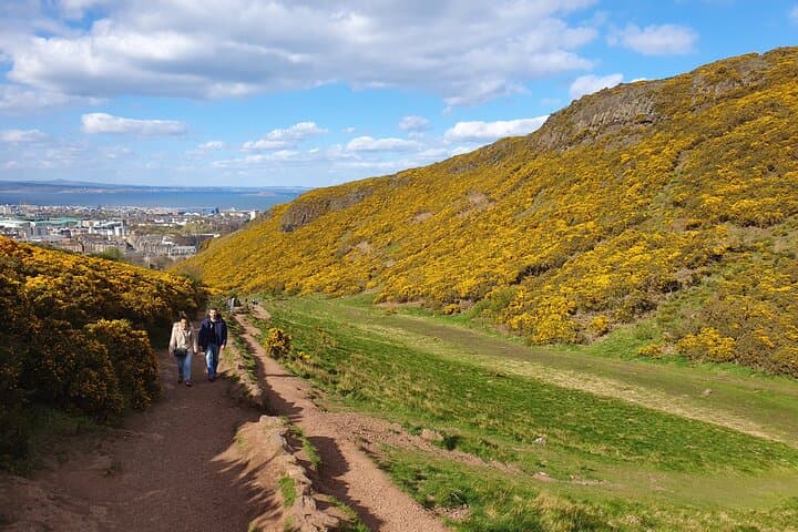 Arthur's Seat Guided Hike: Holyrood Park Views, Geology & Local Stories photo 2