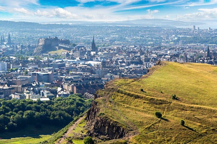 Arthur's Seat Guided Hike: Holyrood Park Views, Geology & Local Stories photo 4