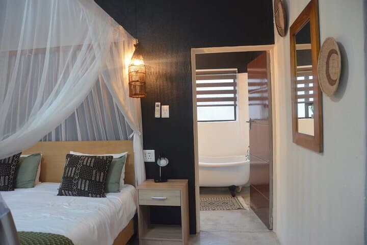 2-Day Luxury Kruger Safari from Nelspruit — Big Five Lodge Experience photo 2