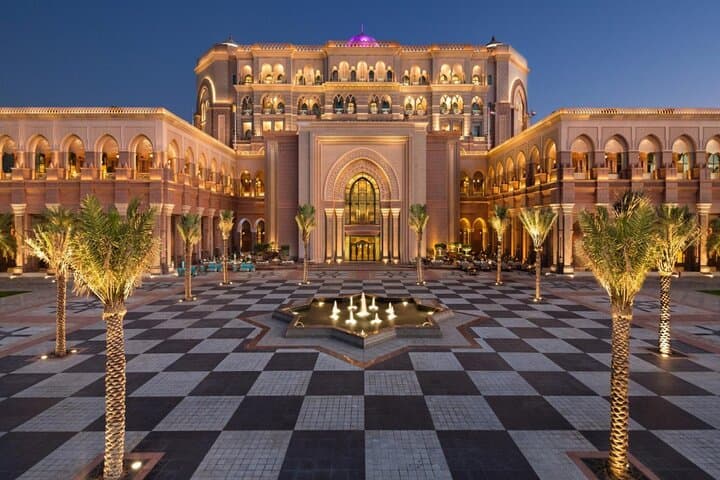 Private Abu Dhabi City Tour: Sheikh Zayed, Corniche & Yas Island Highlights photo 2