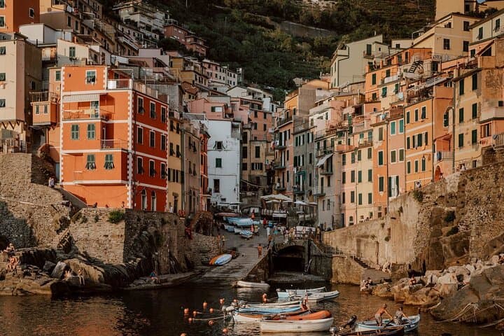 Sunset Cinque Terre Boat Tour from La Spezia — Aperitivo & Coastline Views