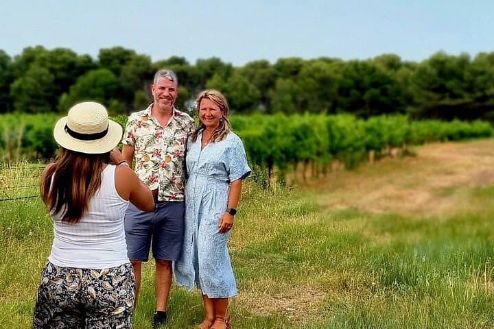 Picpoul de Pinet Half‑Day: Oysters, Brasucade & Muscat Vineyards photo 1