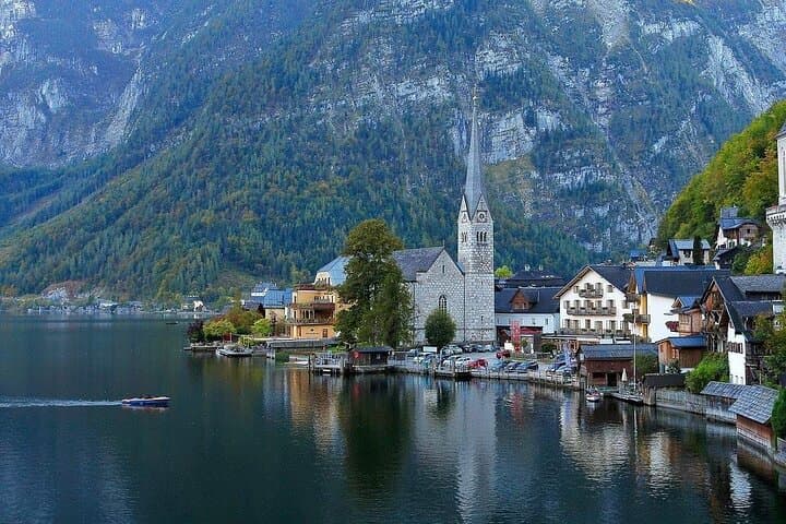 Private Walking Tour of Hallstatt Market Square, Churches & Salt History photo 3