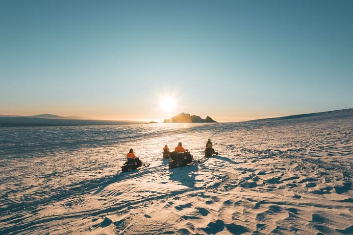Langjökull Glacier Snowmobiling from Reykjavík — Super-Jeep to the Ice photo 4