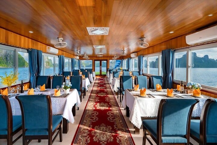 One-Day Halong Bay Cruise from Hanoi — Wego Expressway Day Trip photo 3