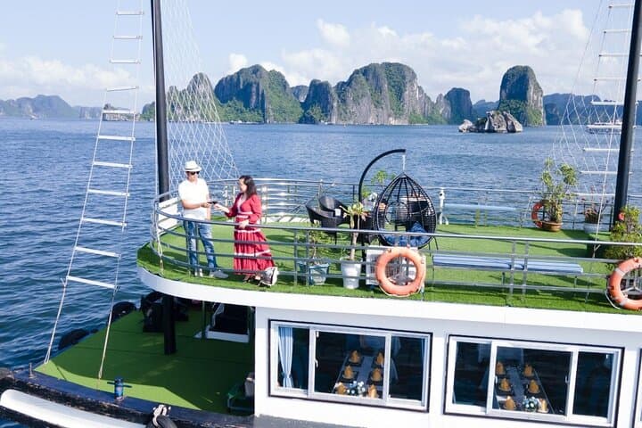 halong-bay-1-day-wego-cruise-from-hanoi photo 6