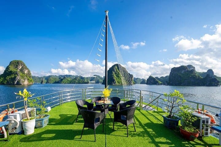 One-Day Halong Bay Cruise from Hanoi — Wego Expressway Day Trip photo 5