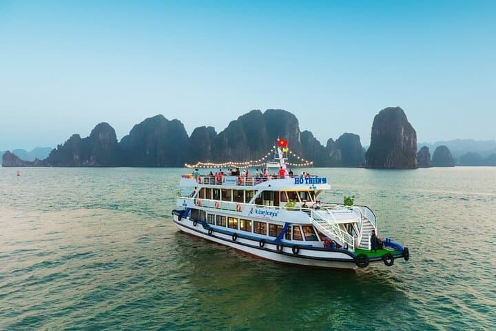 Halong Bay Luxury Day Cruise: Sung Sot Cave, Kayaking & Ti Top Island photo 1