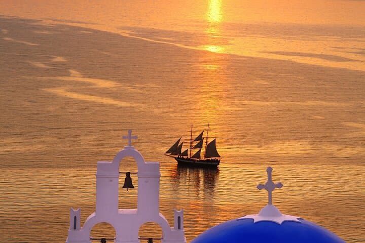 Sunset Sail to Santorini Volcano, Hot Springs & Caldera Cruise