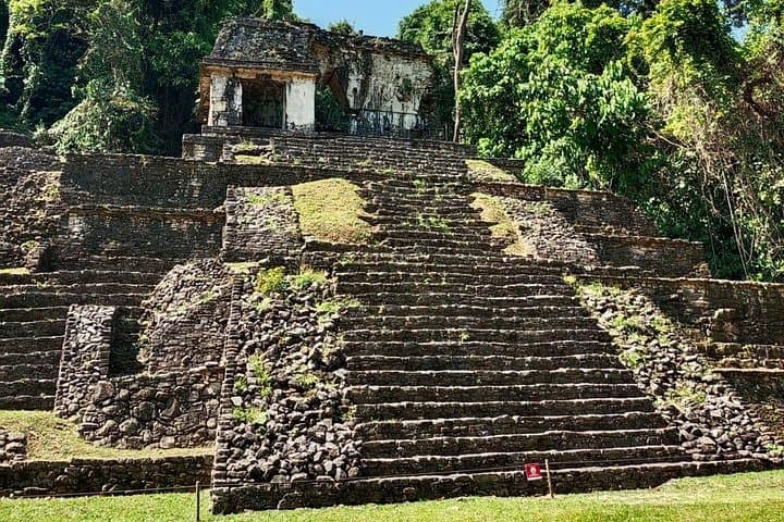 Guided Tour of Palenque: Mayan Ruins and 30m Waterfall Day Trip photo 6