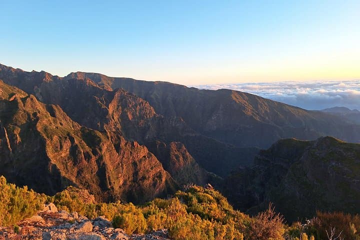 Sunrise Hike to Pico Areeiro: Stairway to Heaven at Dawn photo 2