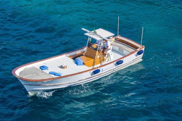 Capri by Boat: Private 2‑Hour Grotto & Faraglioni Cruise photo 3