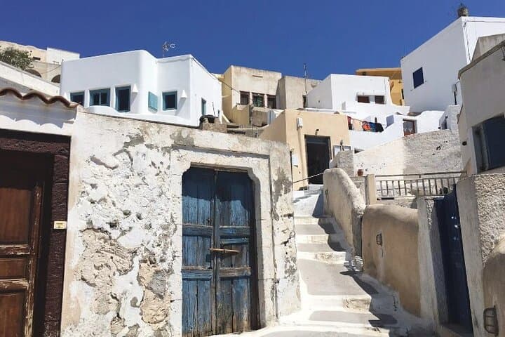 Tailored Santorini Private Tour: Oia, Fira & Caldera Views photo 3