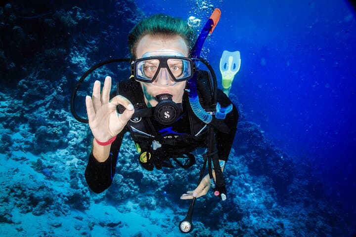 Intro Scuba Diving in Hurghada: Full-Day Boat Trip with Lunch & Transfers photo 2
