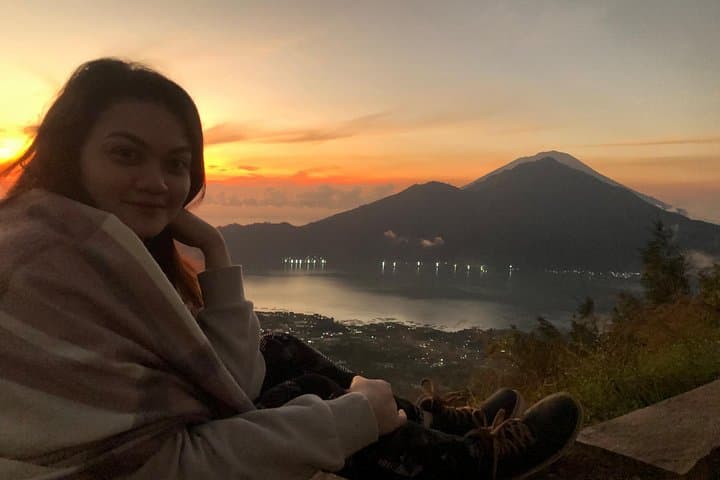 Mount Batur Sunrise Trek: Toya Bungkah Pre-Dawn Hike & Hot Springs Combo photo 1