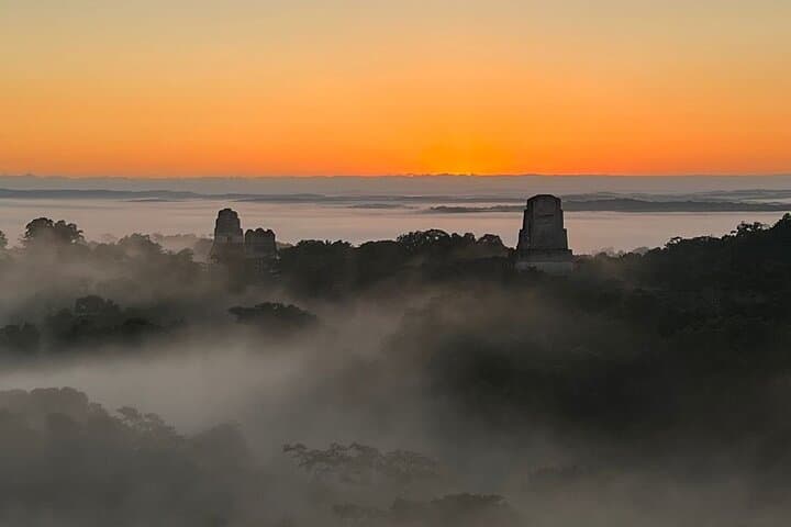 Private Tikal National Park Tour from Flores: Temples, Wildlife & Lunch