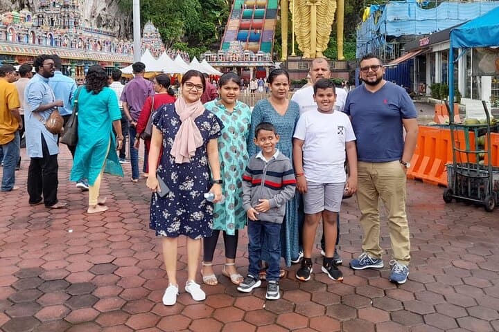 Kuala Lumpur Layover Tour: Full‑Day Highlights Including Batu Caves & Petronas Towers photo 2