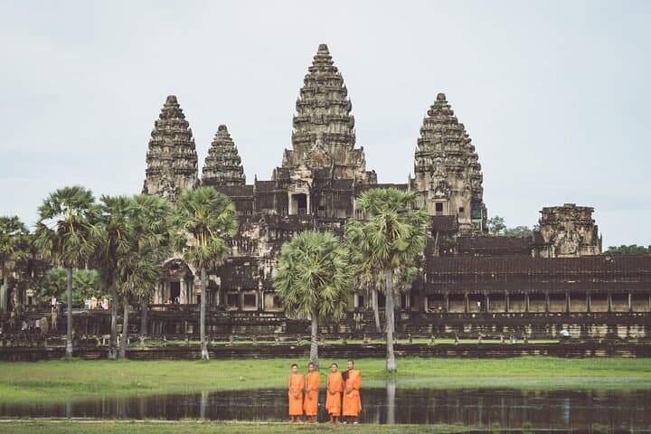 Private Angkor Complex Discovery — Angkor Wat, Bayon & Ta Prohm Full-Day Tour photo 3